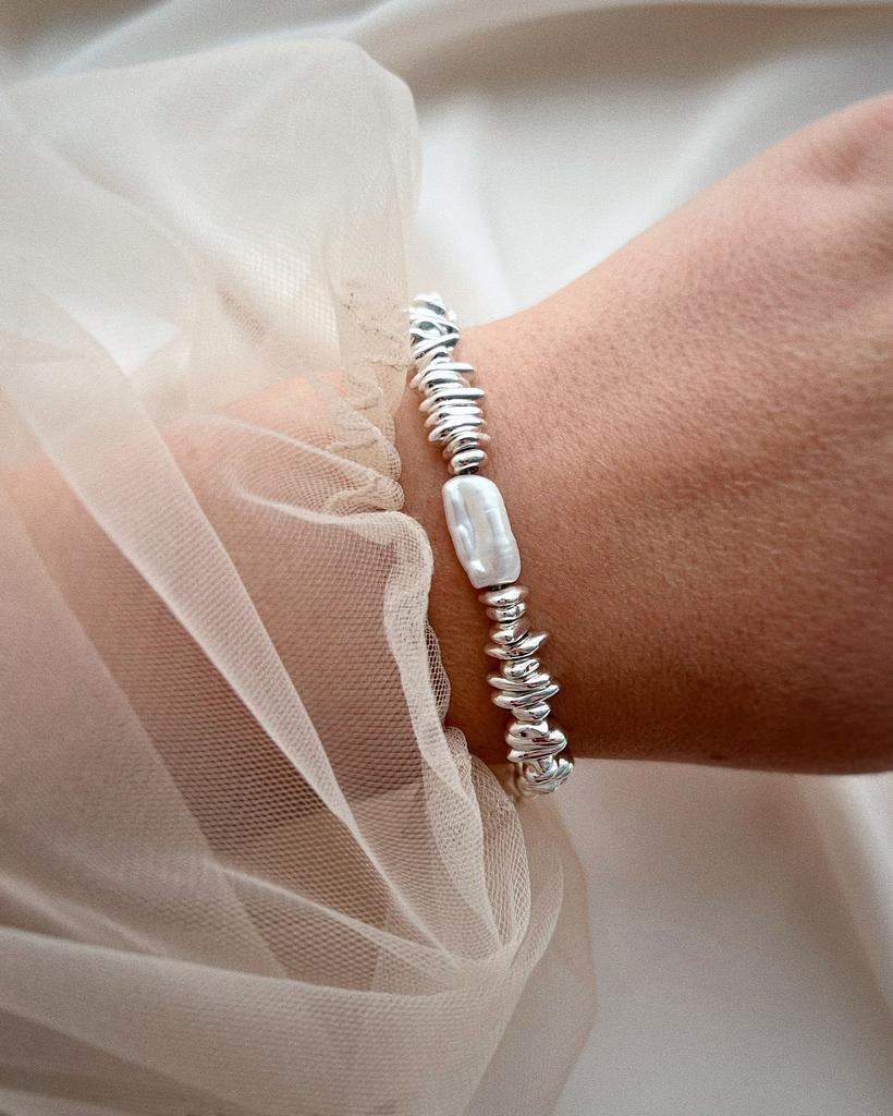 Браслет из гематита и жемчуга (родий)