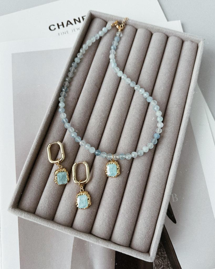 Комплект: чокер и серьги из аквамарина (позолота)