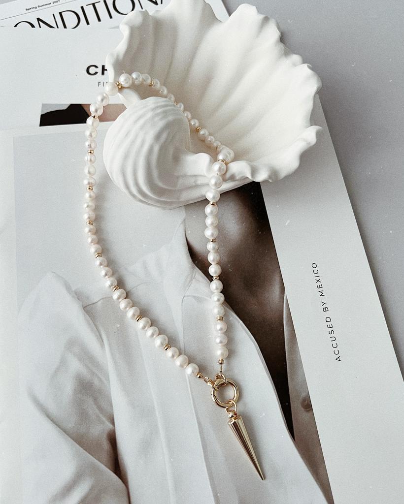 Жемчужное колье с шипом (позолота)