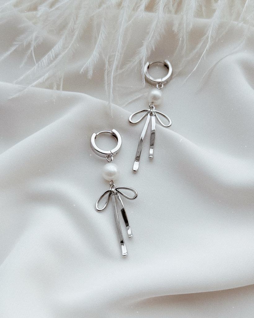 Серьги c бантиками (родий)