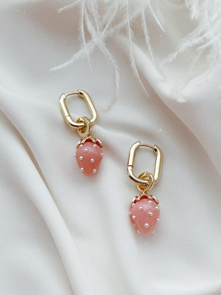Серьги с клубничками (розовый)