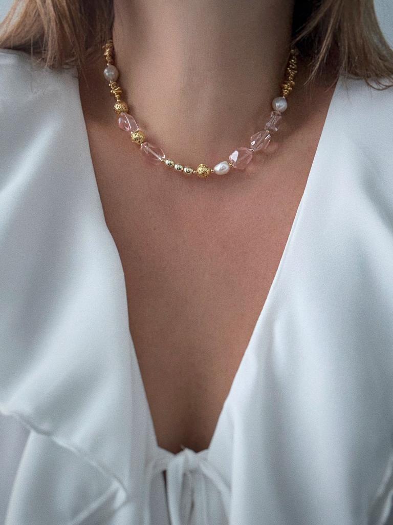 Чокер из разных бусин (позолота)