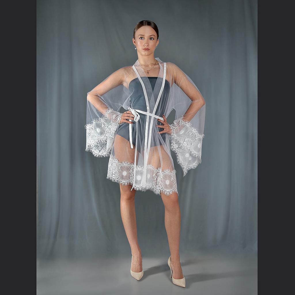 Халат короткий с кружевом