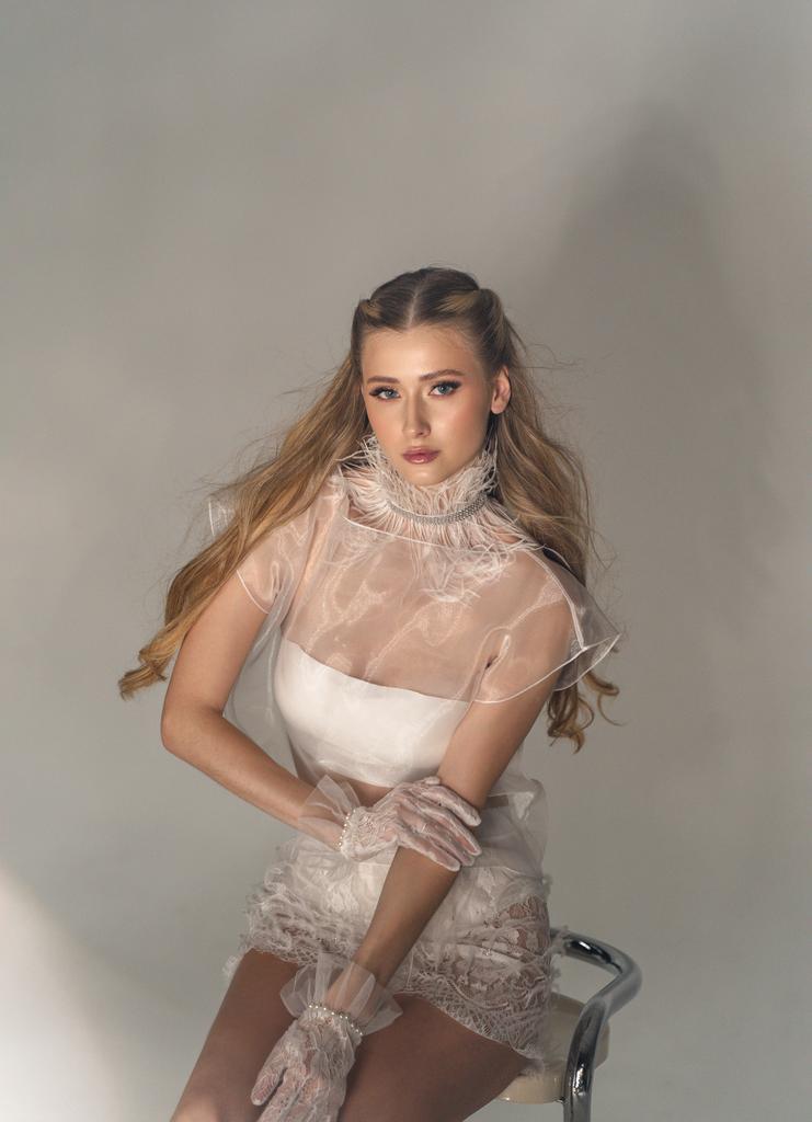 Чокер  с перьями