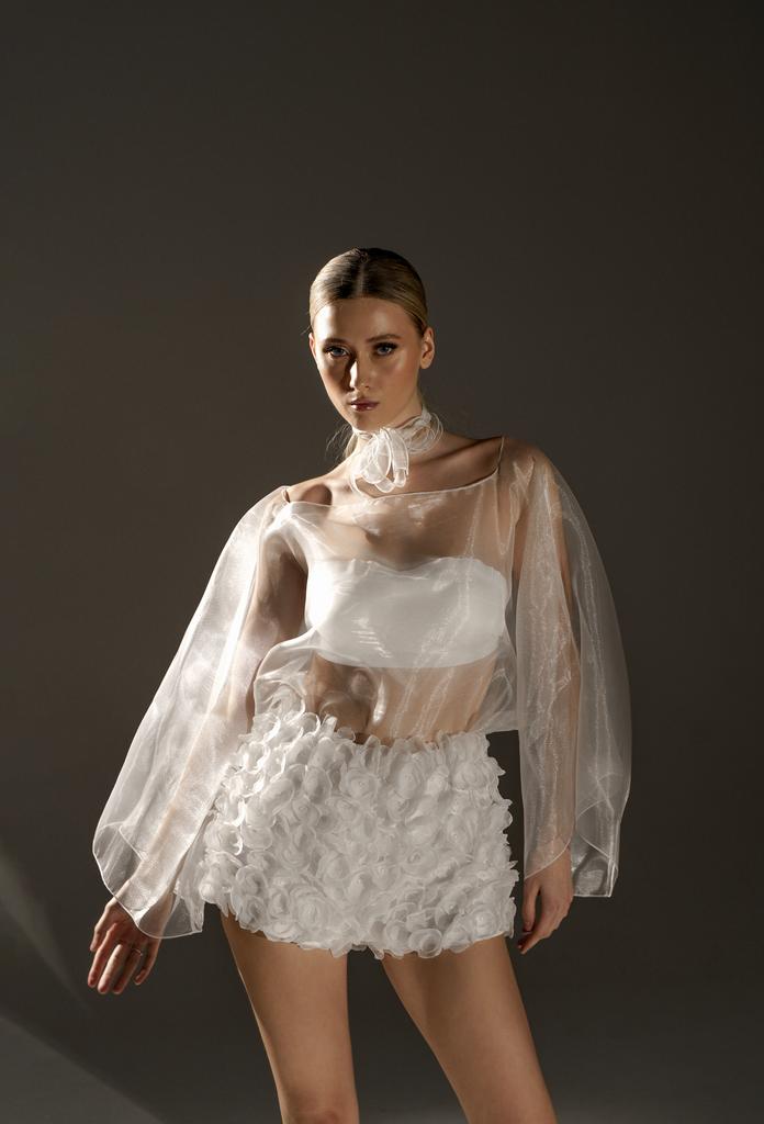 Шорты с цветами