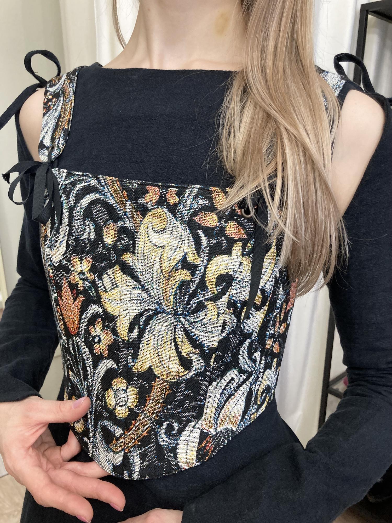 Корсет гобеленовый Лилии