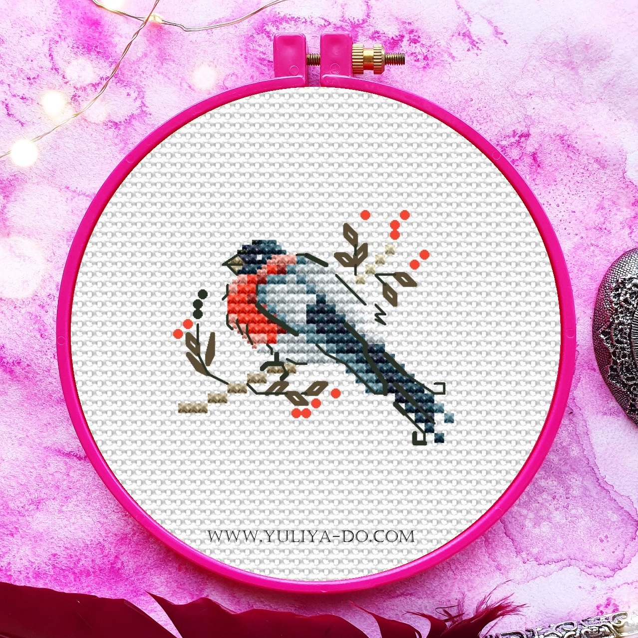 Схема вышивки "Снегирь 4 мини" (28х23 кр.)