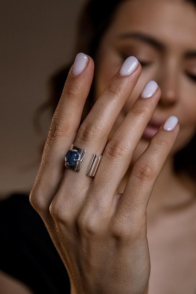 Кольцо женское РИТМ с кианитом