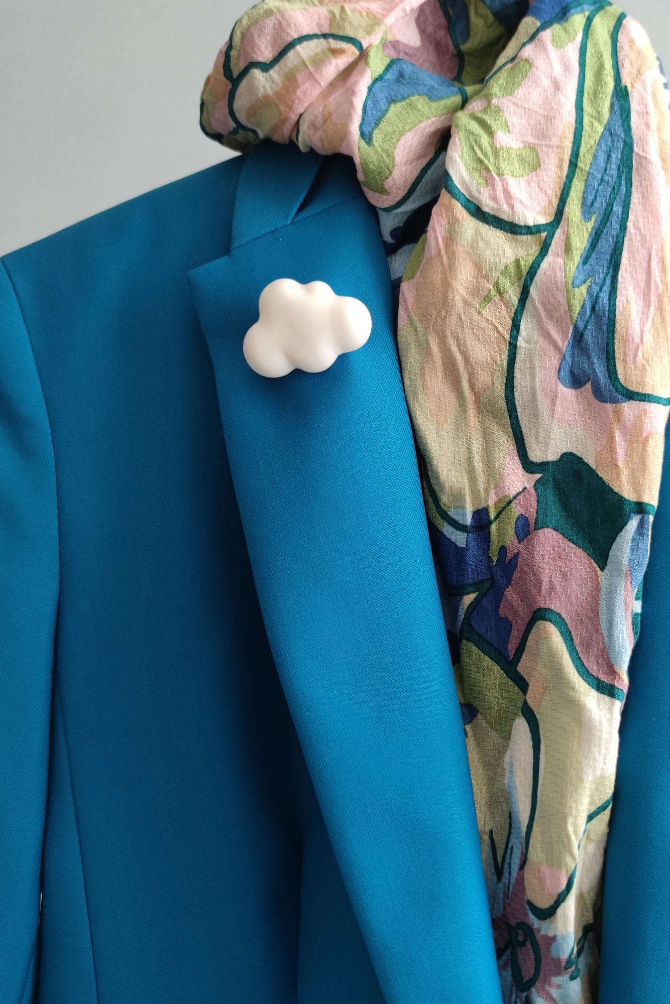 брошь ОБЛАКО В ПРОЗРАЧНОЙ МАЙКЕ /малое/