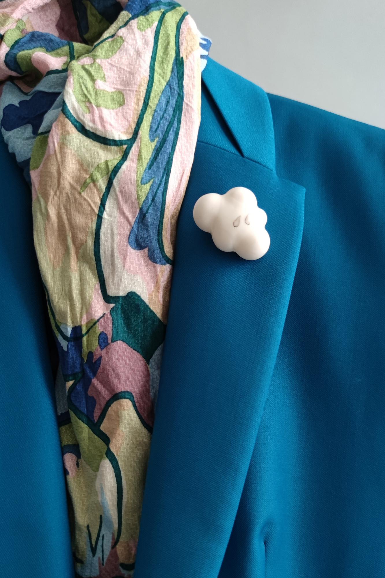 брошь ОБЛАКО В МАЙКЕ С КАПЛЯМИ