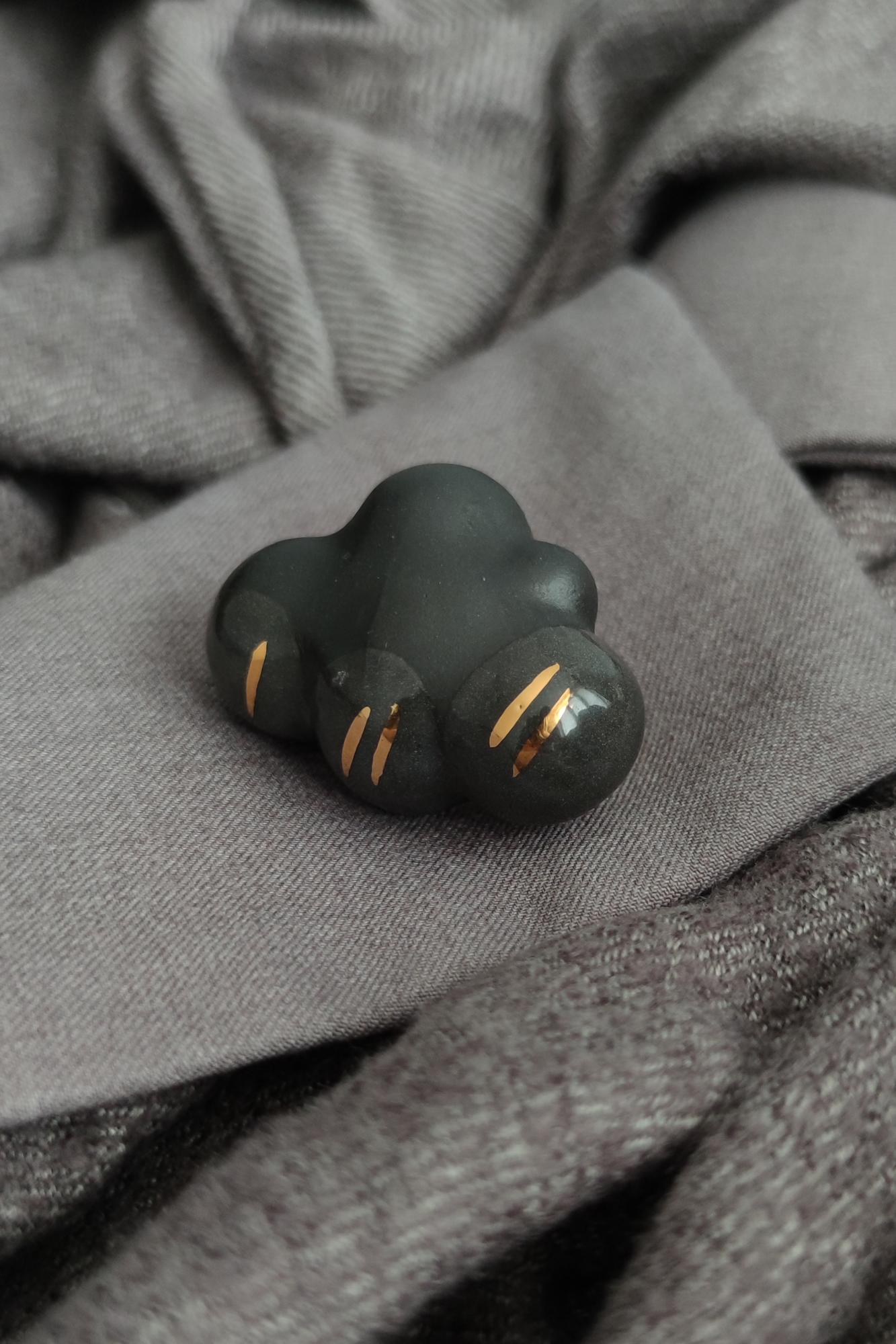 брошь ТУЧКА С ЗОЛОТОМ