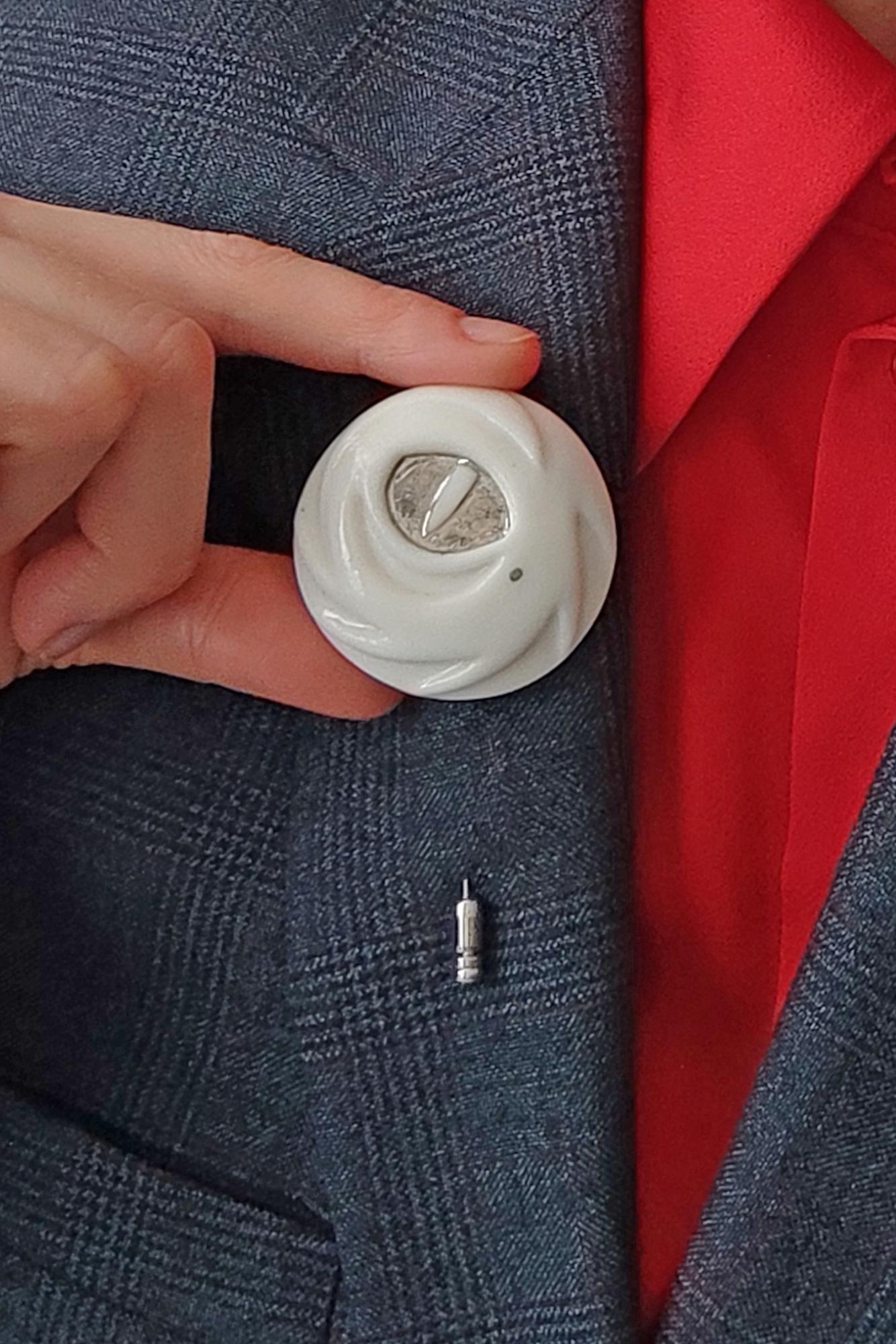 брошь ДРАКОН НА БУЛАВКЕ ПЛАТИНА