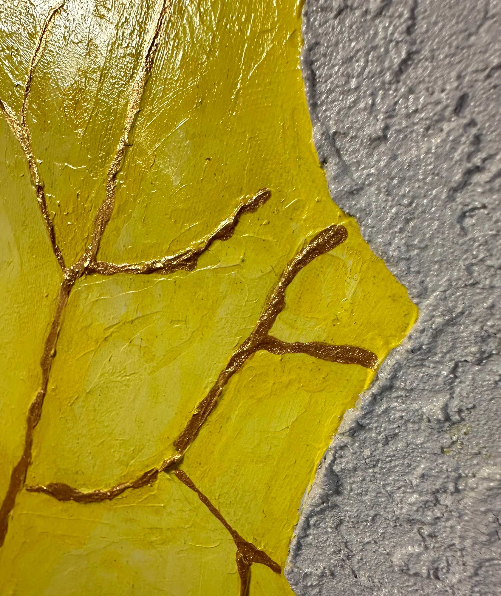 Зимняя фактурная картина листок "Солнце зимой", холст 40х50 см, акрил, декор. паста, поталь цвета золота