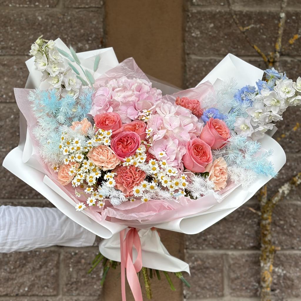 Авторский букет "Коралловый риф"