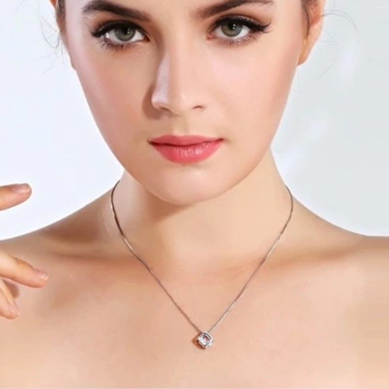 Подвеска серебряная кубик с кристаллом Crystal Cube Silver