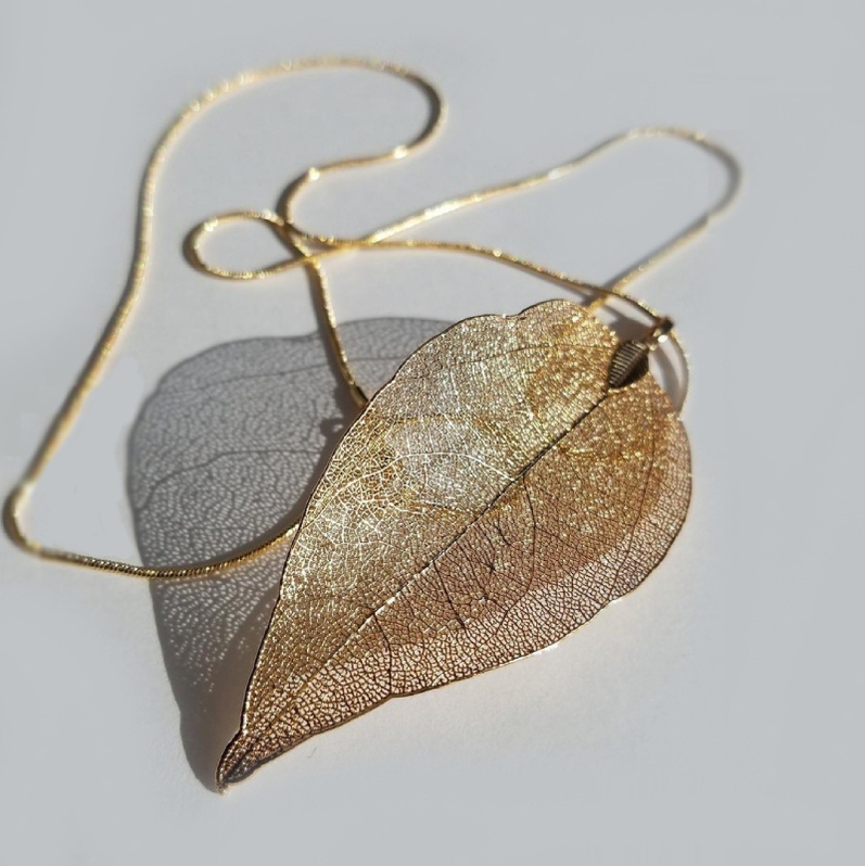 Подвеска золоченая лист сирени Lilac Leaf KC Golg