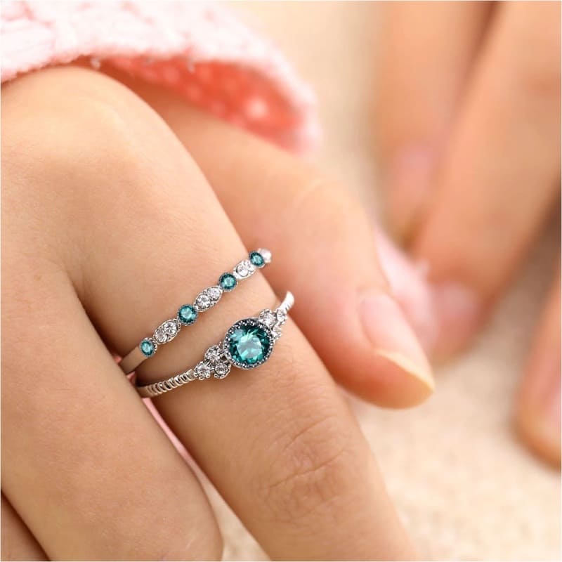Двойное кольцо с кристаллами Green & White Crystals Double Ring Silver