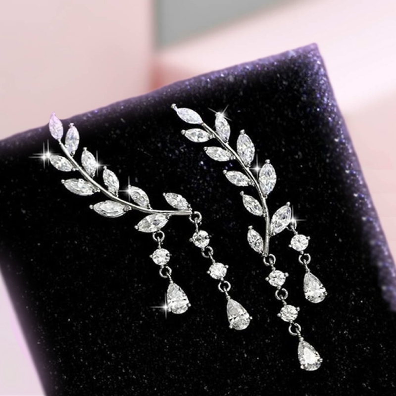 Серьги-пусеты серебряные с кристаллами Dew Drops Silver