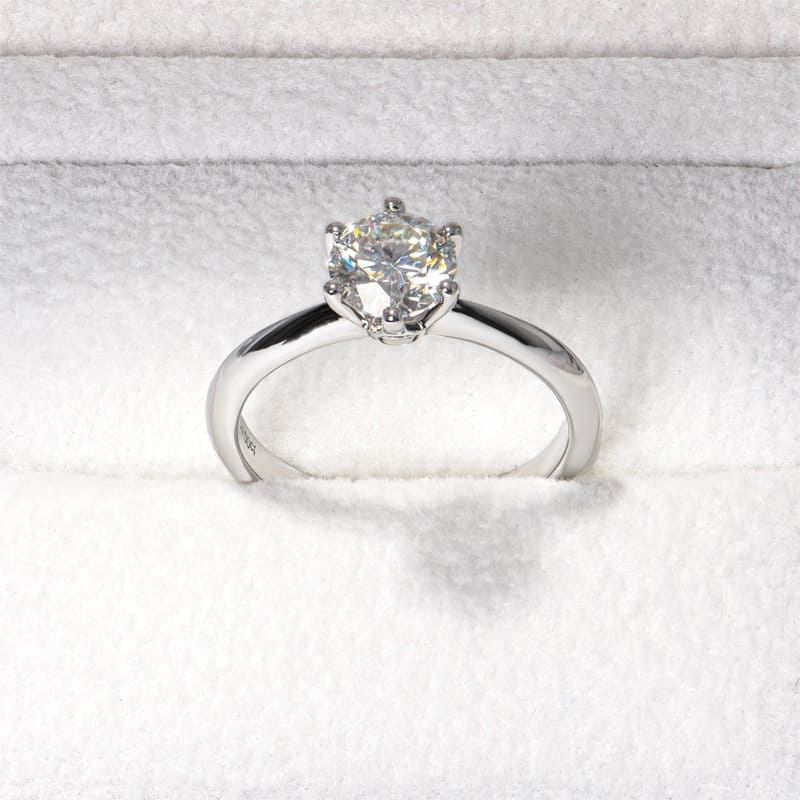 Кольцо серебряное с кристаллом Crystal Purity Ring Silver