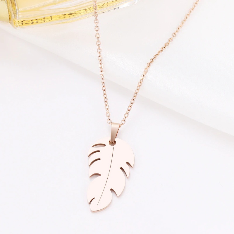 Подвеска золочёная птичье пёрышко Bird Feather Rose Gold