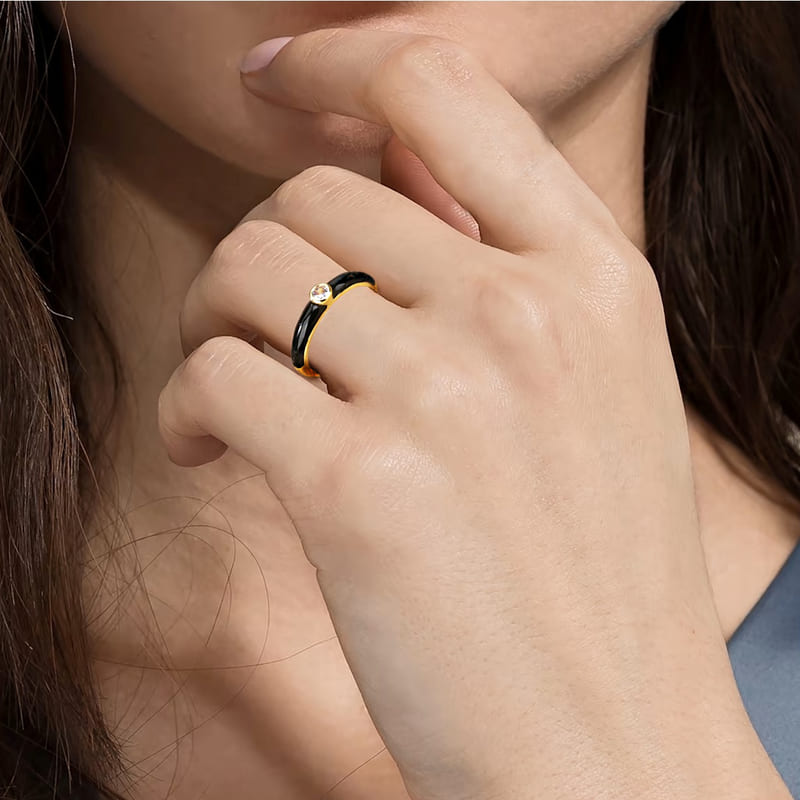 Кольцо золочёное с эмалью Black Enamel Adjustable Ring Crystal Gold