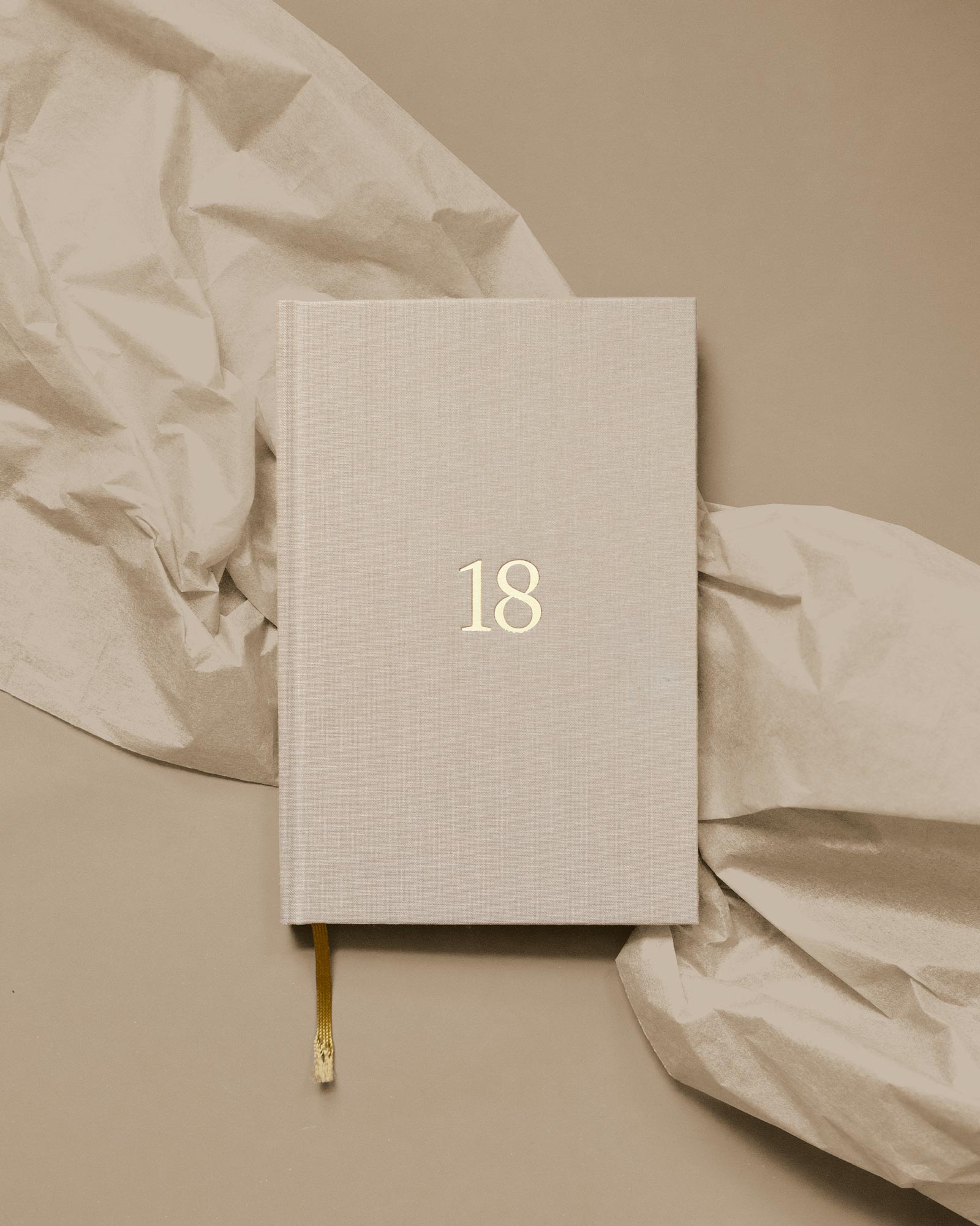 Книга Твои 18 (Беж)