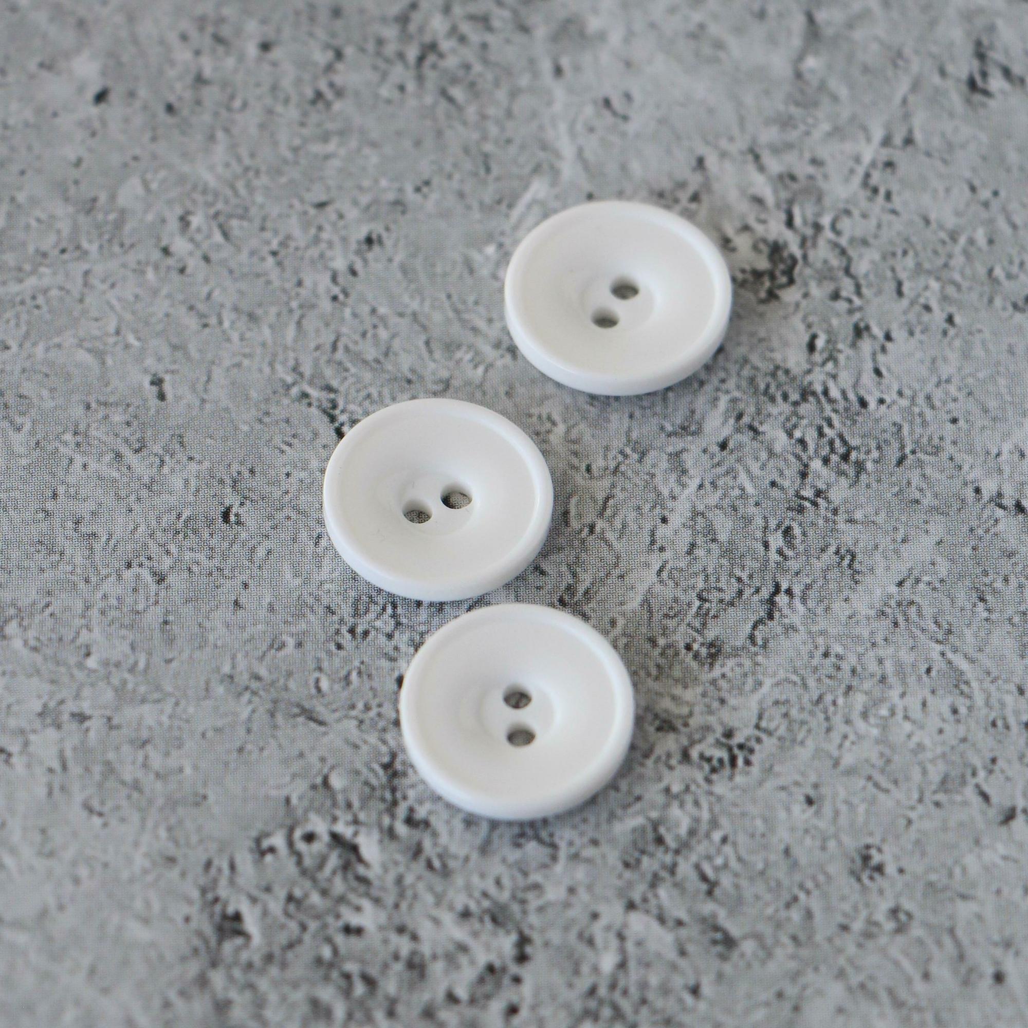 Пуговицы Sandra 13 мм, белый