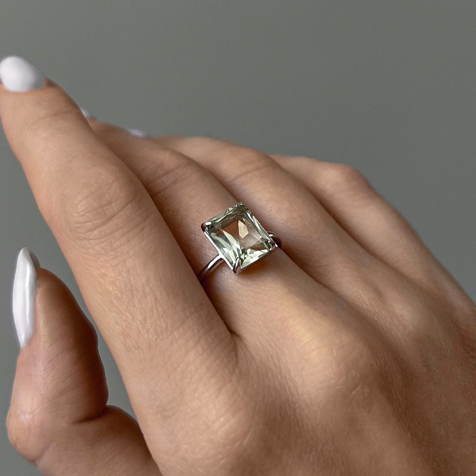 Кольцо Perfect с зеленым аметистом