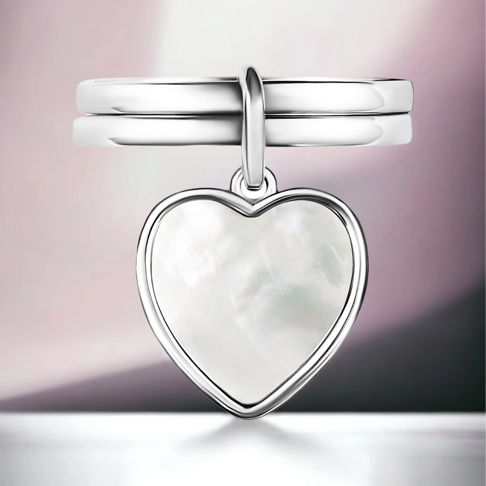 кольцо Сердце с перламутром