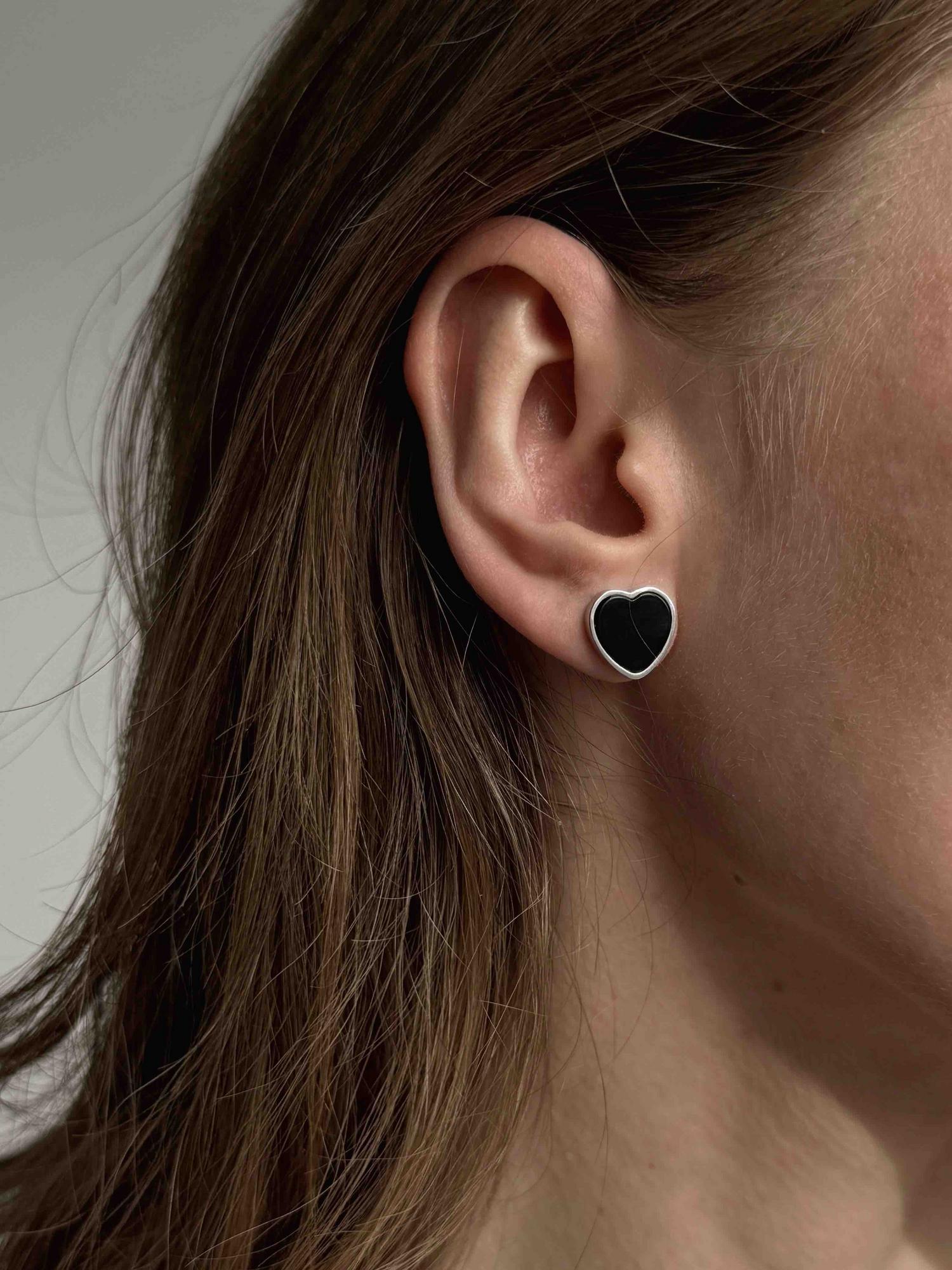 серьги Сердце с черным ониксом