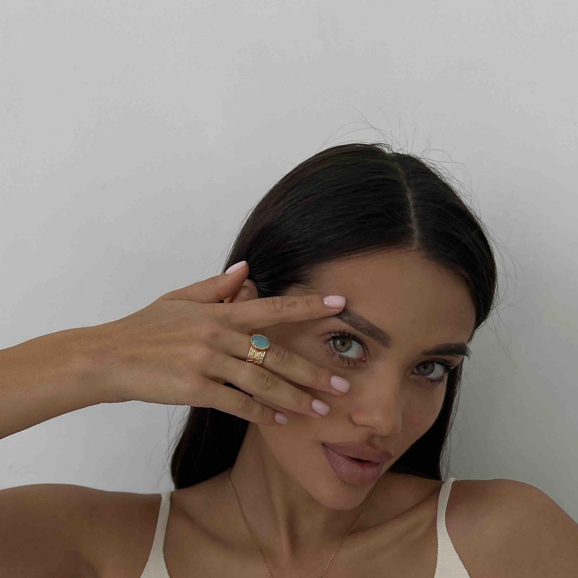 Кольцо с голубым агатом