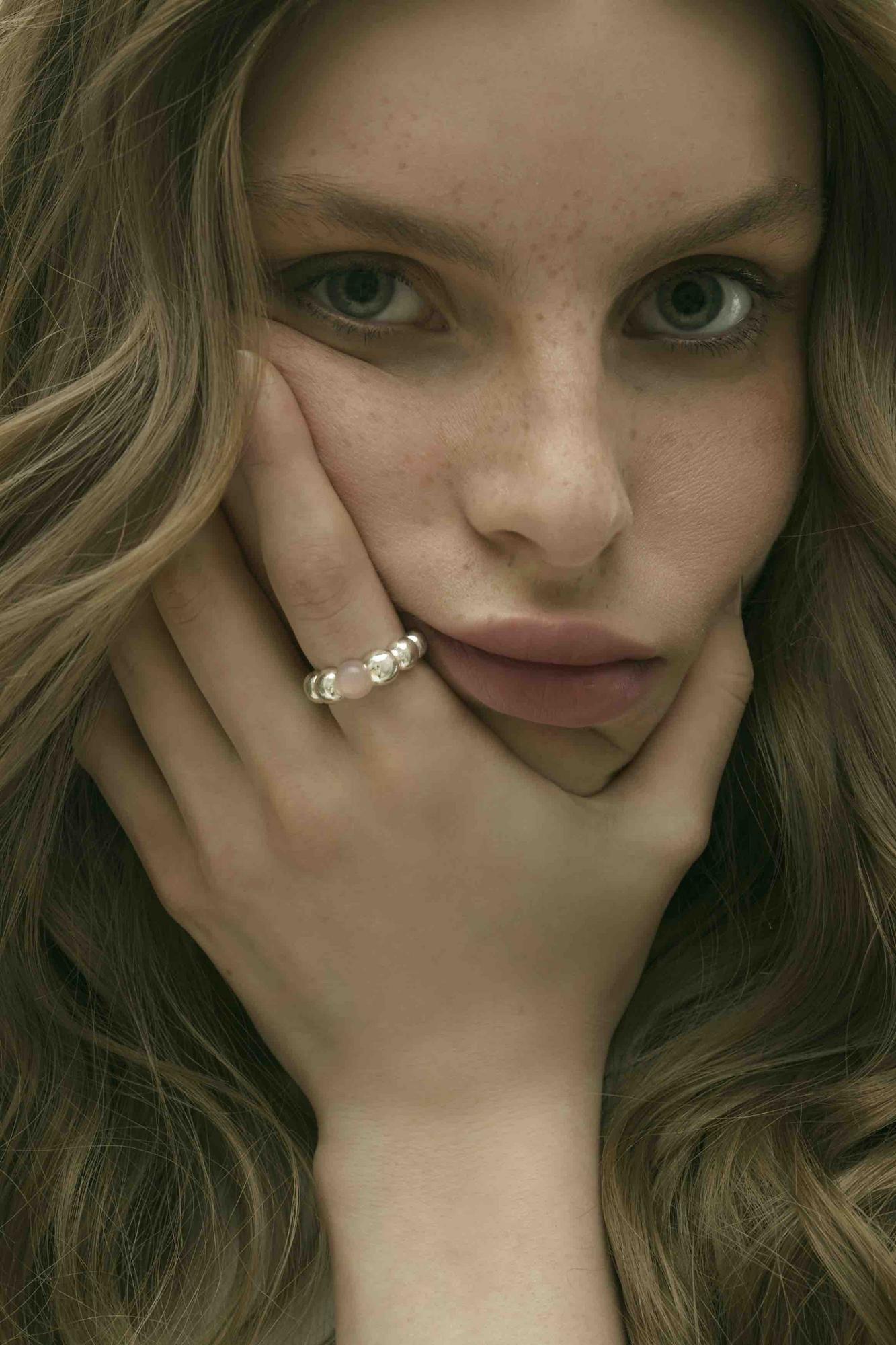 кольцо Шары с халцедоном