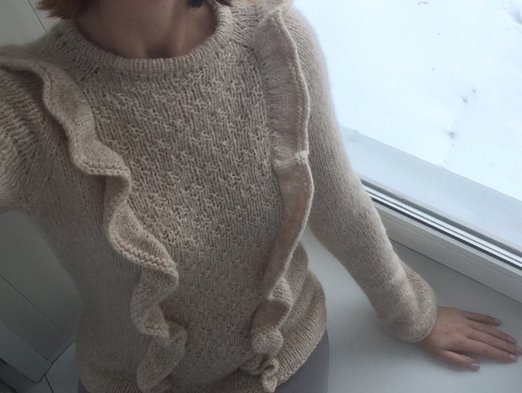 Женский свитер "Butterfly"