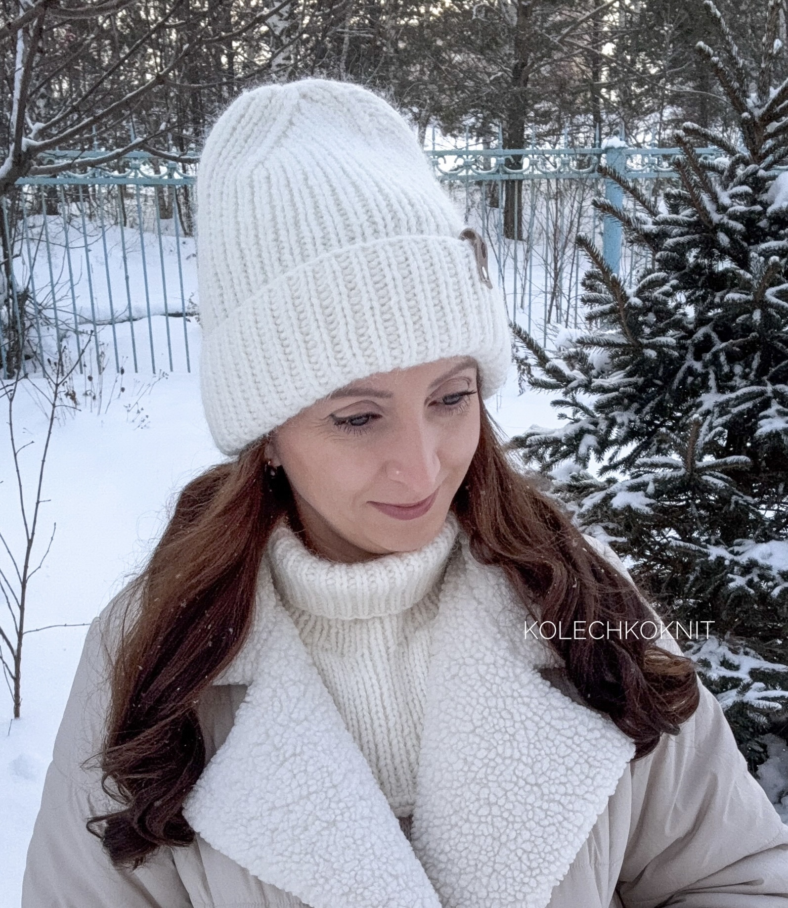 Шапка + манишка Winter