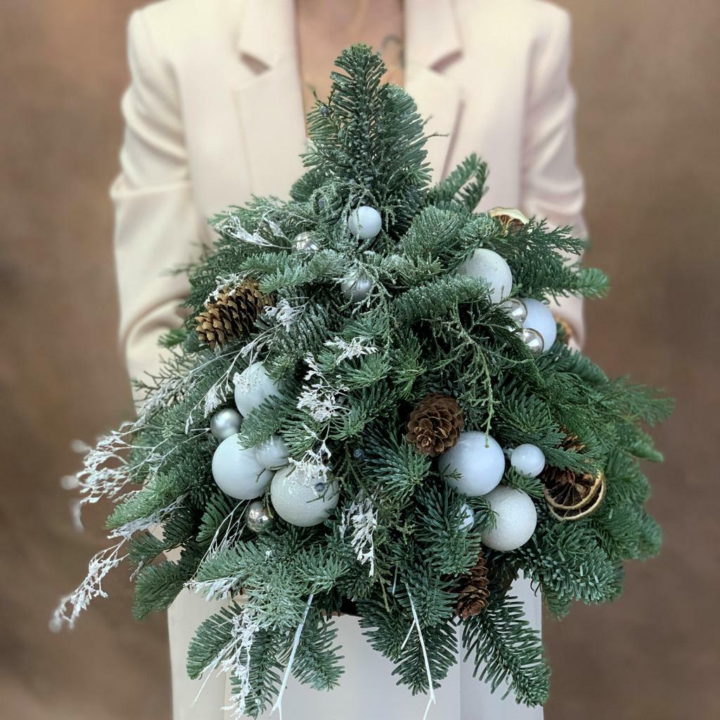 Заснеженная елка