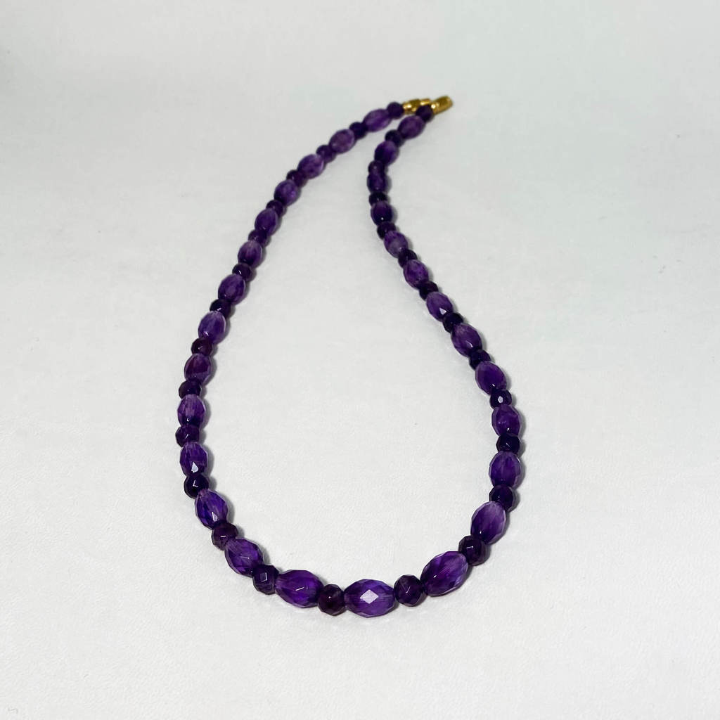 Бусы (аметист)