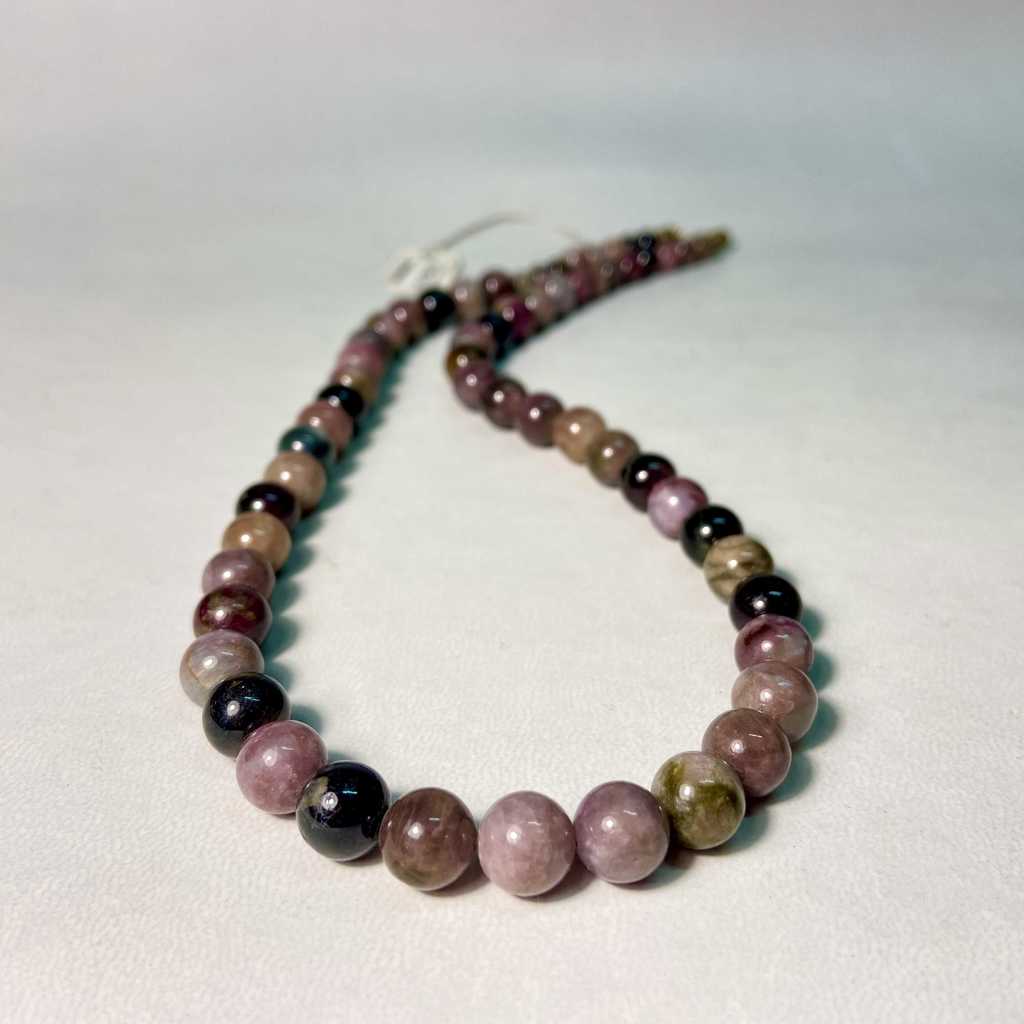 Бусы (турмалин)  шарик средний