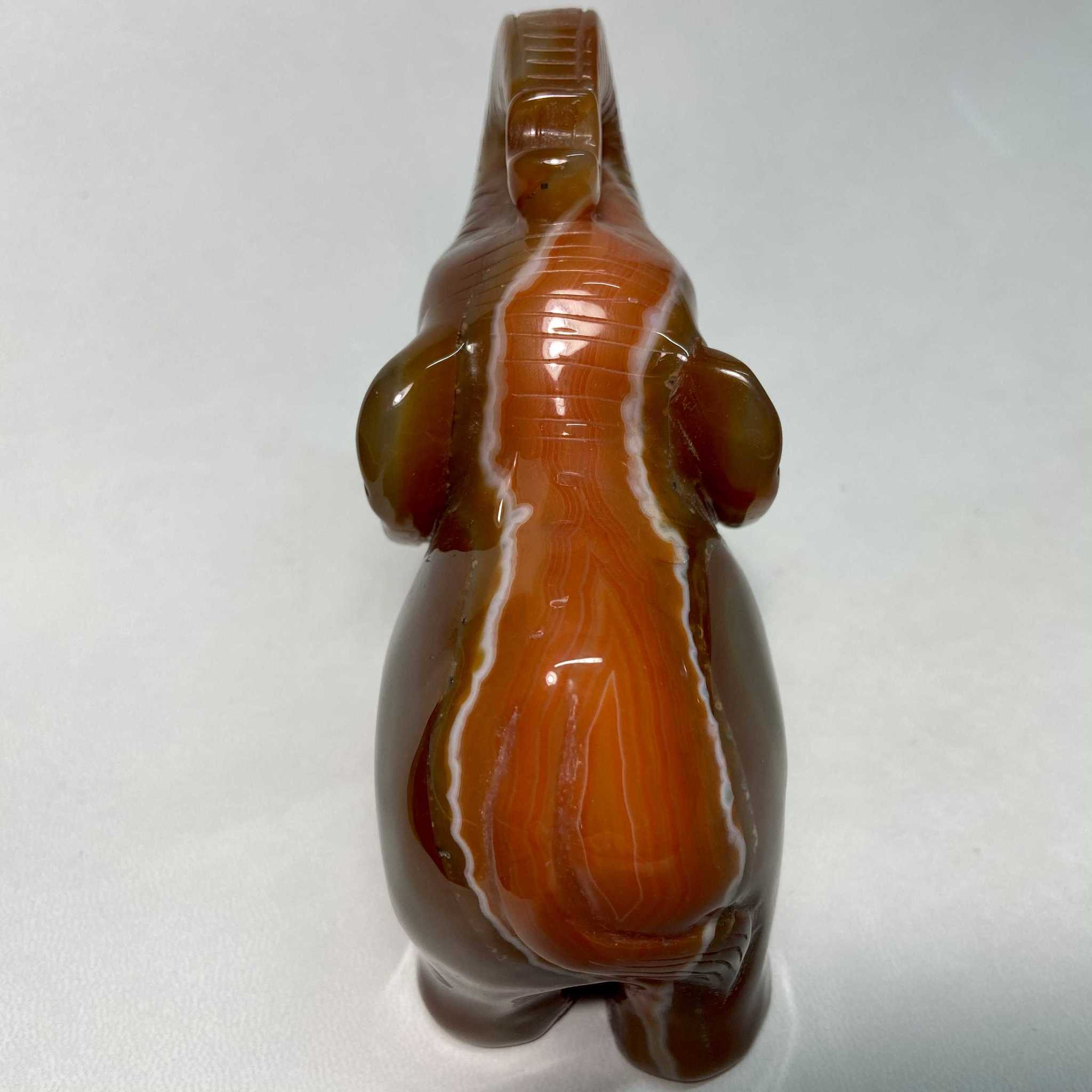 "Слон" (сердолик)