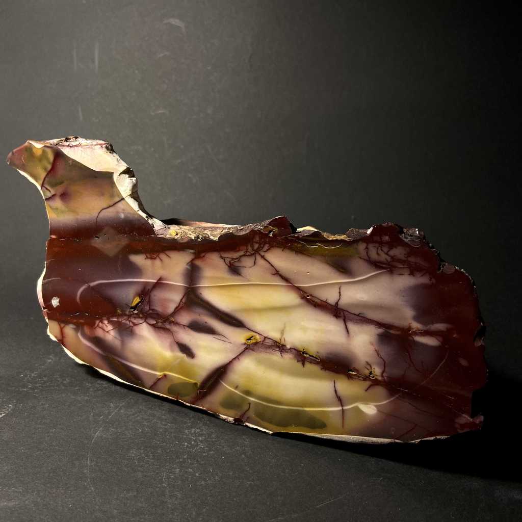 Приполировка, мукаит(mookaite)