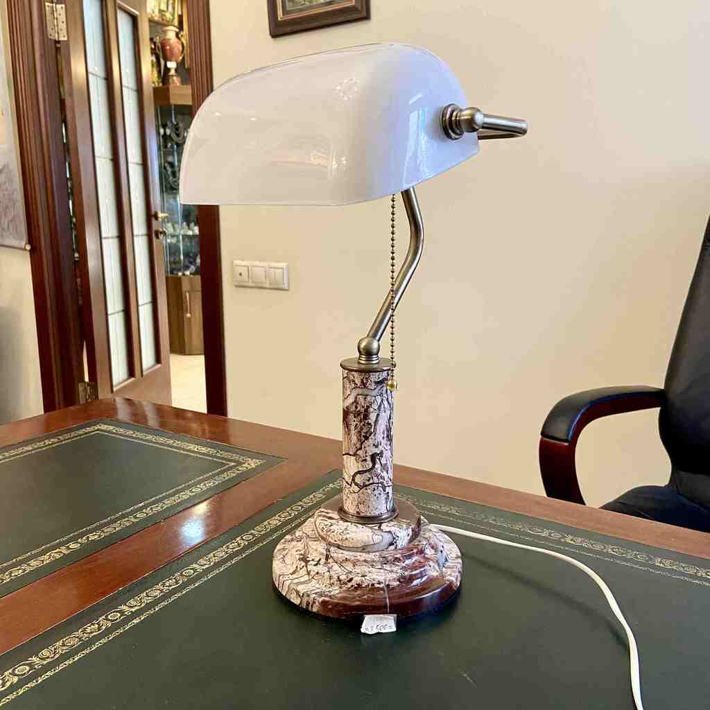 Лампа настольная (яшма)