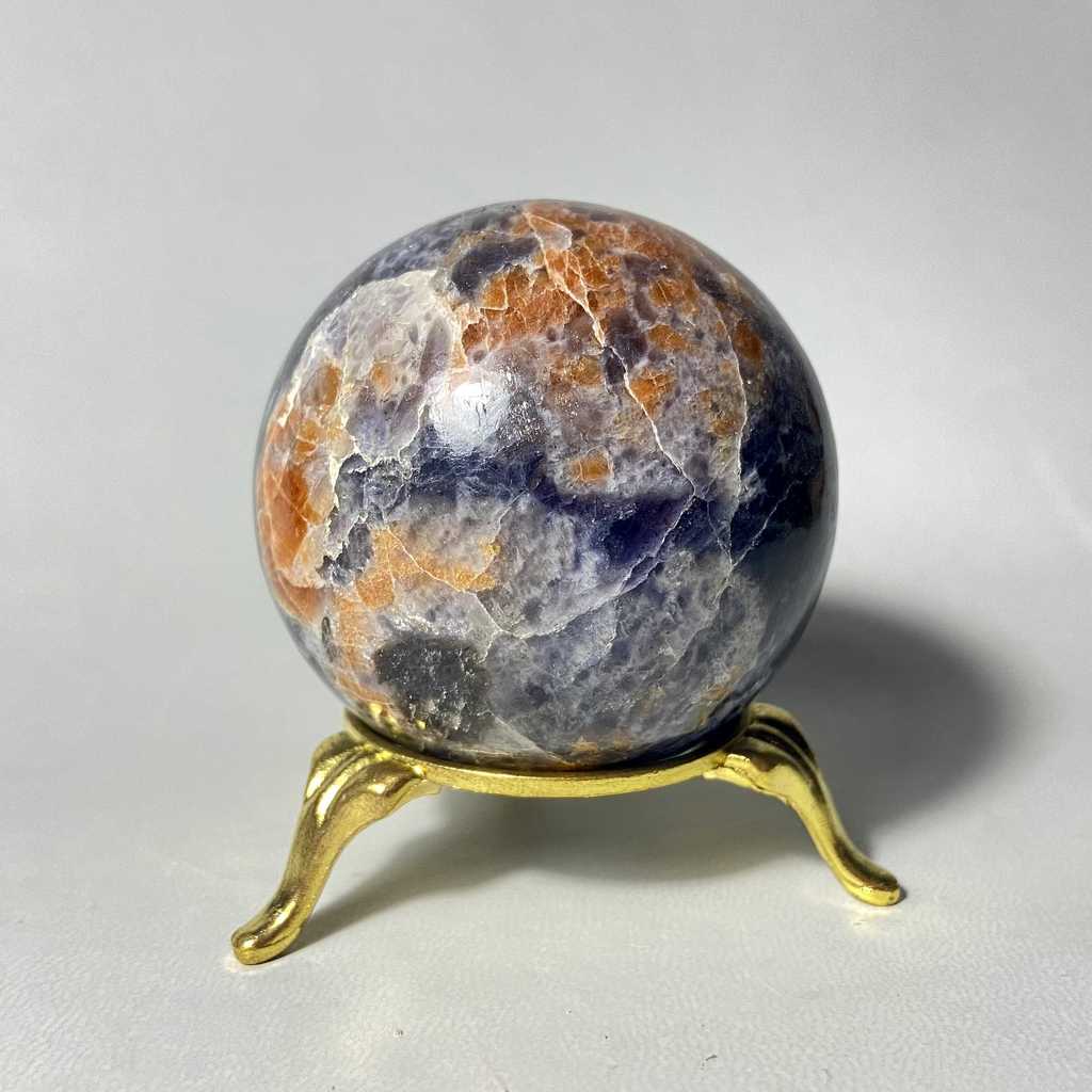 Шар (содалит)