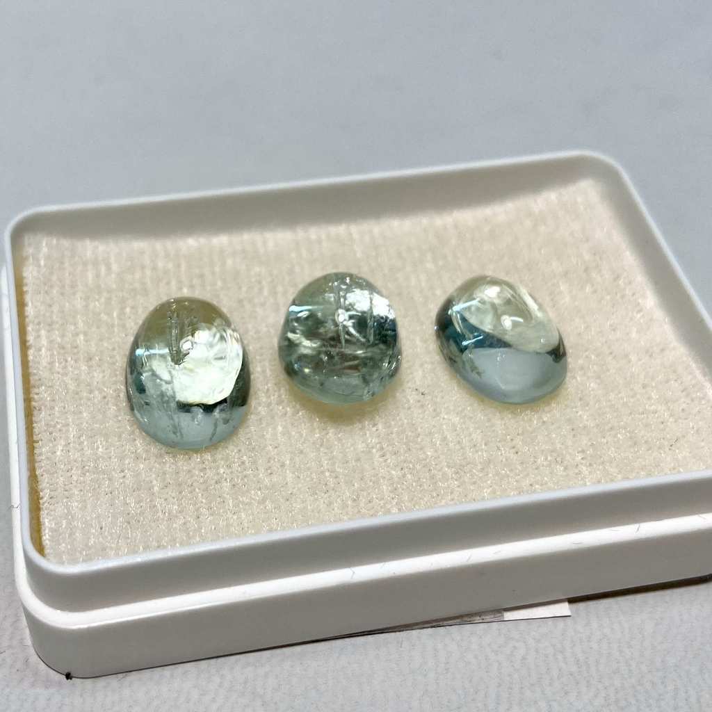 Кабошоны (аквамарин)