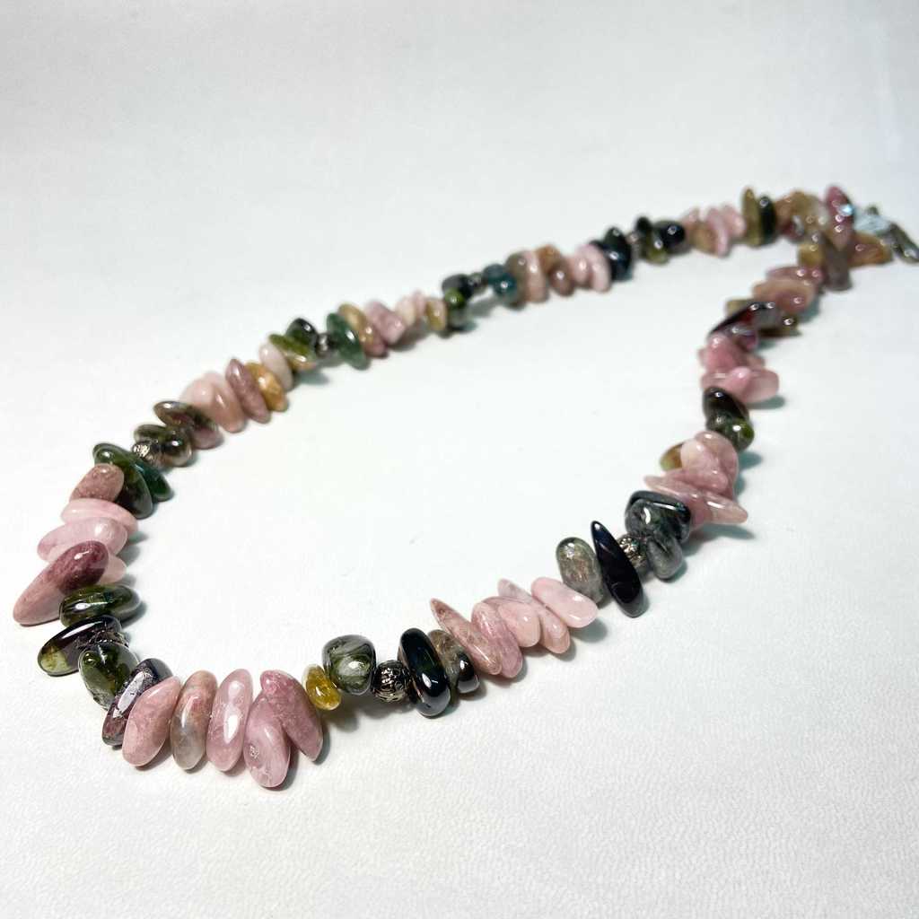 Бусы (турмалин)