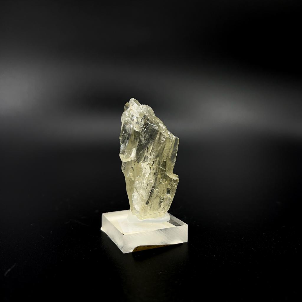 Образец кунцит, Пакистан