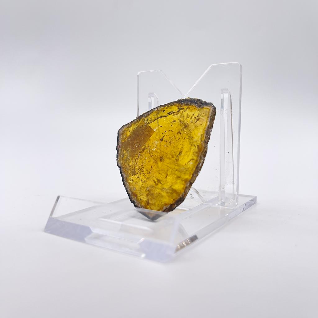 Спил кристалла, турмалин-дравит