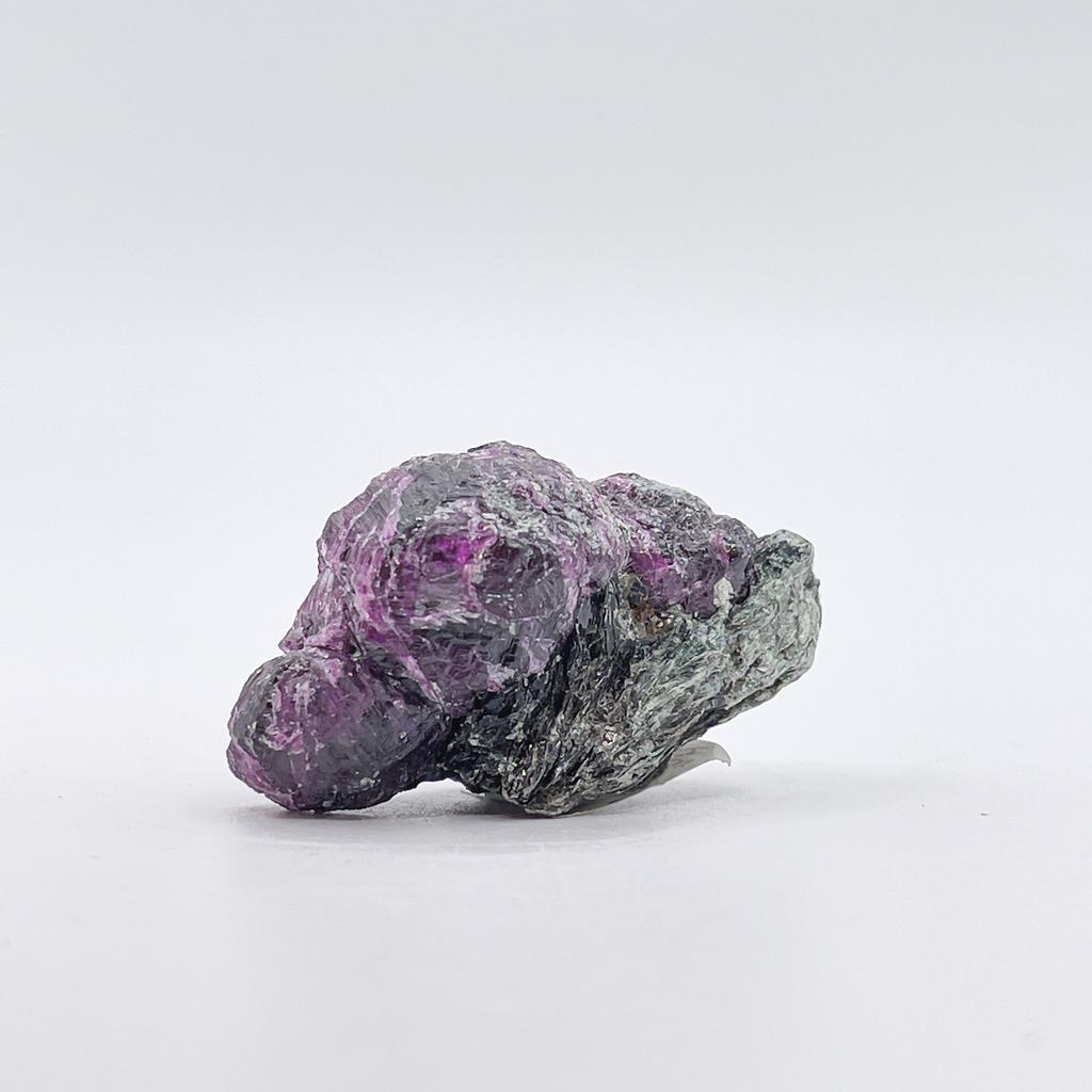 Родолит в породе, Танзания