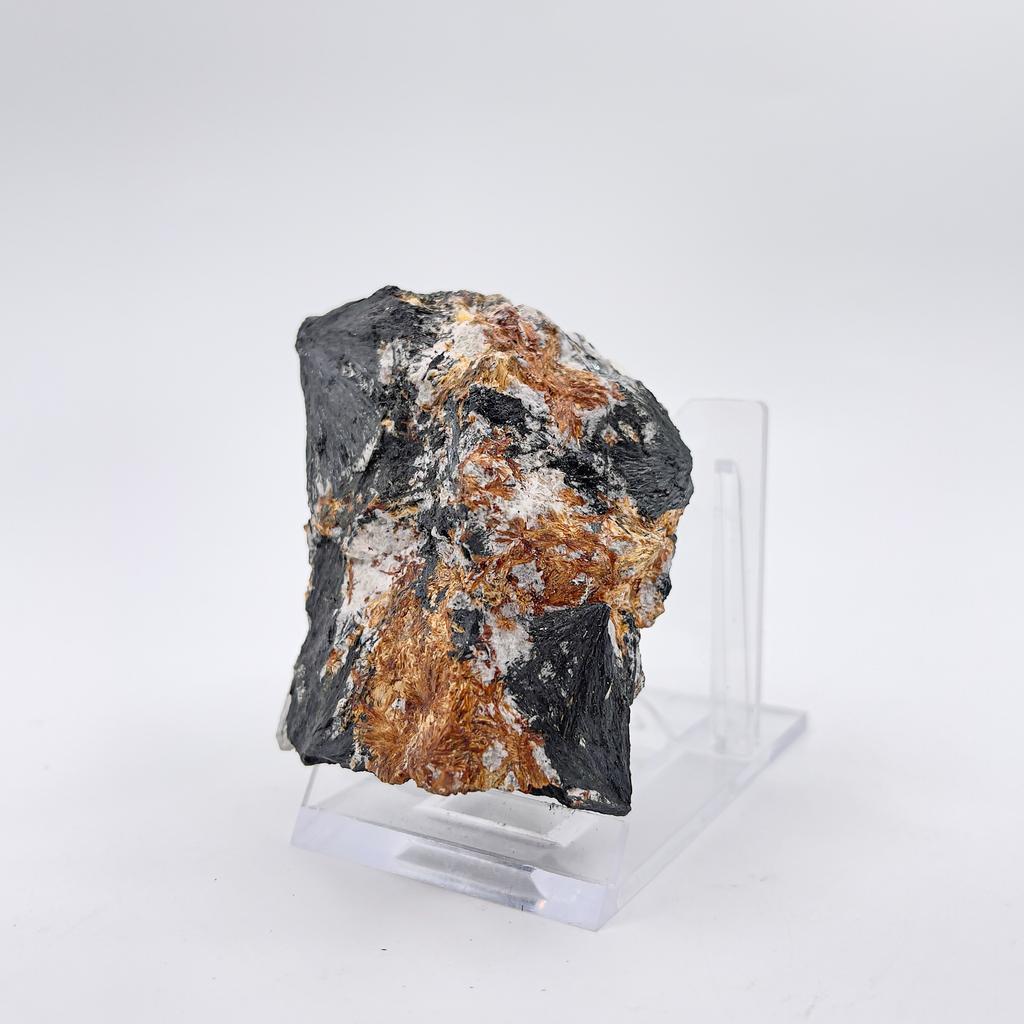 Нормандит с эгирином, Россия, Кольский полуостров