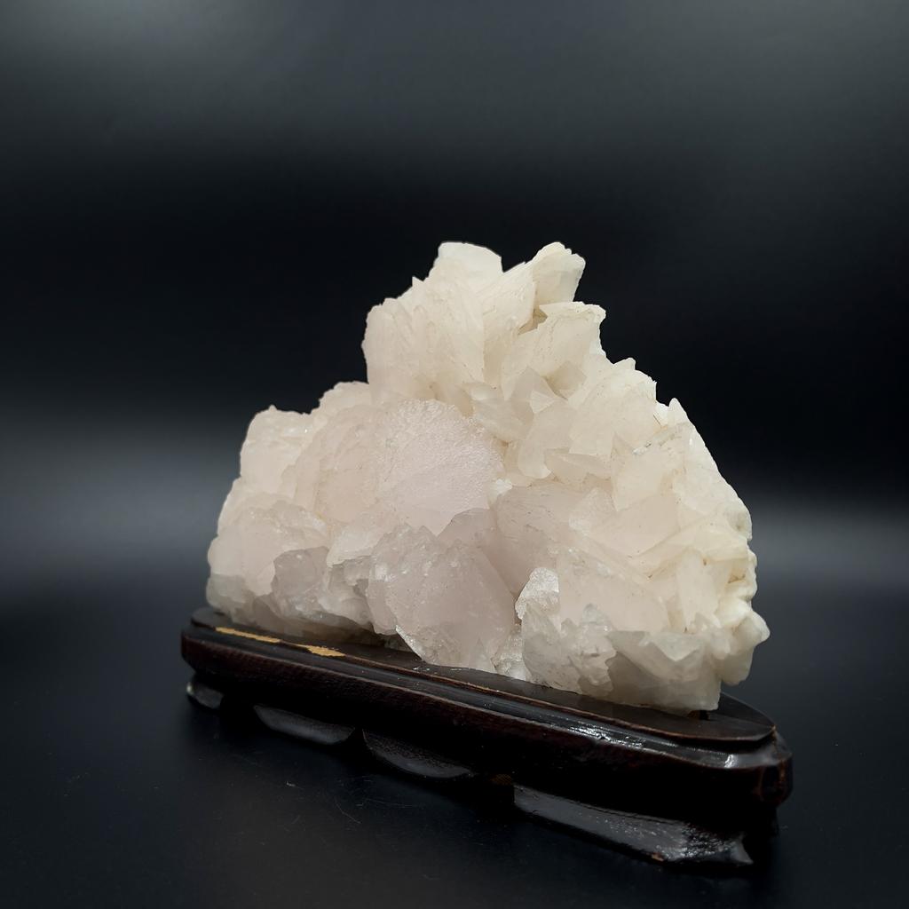 Розовый кальцит, Китай