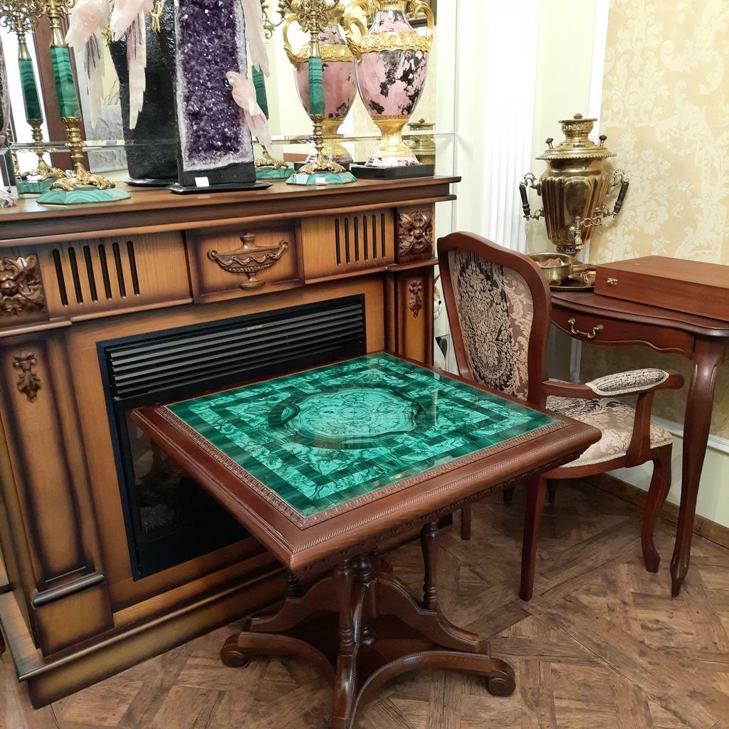 Стол, малахит, дерево