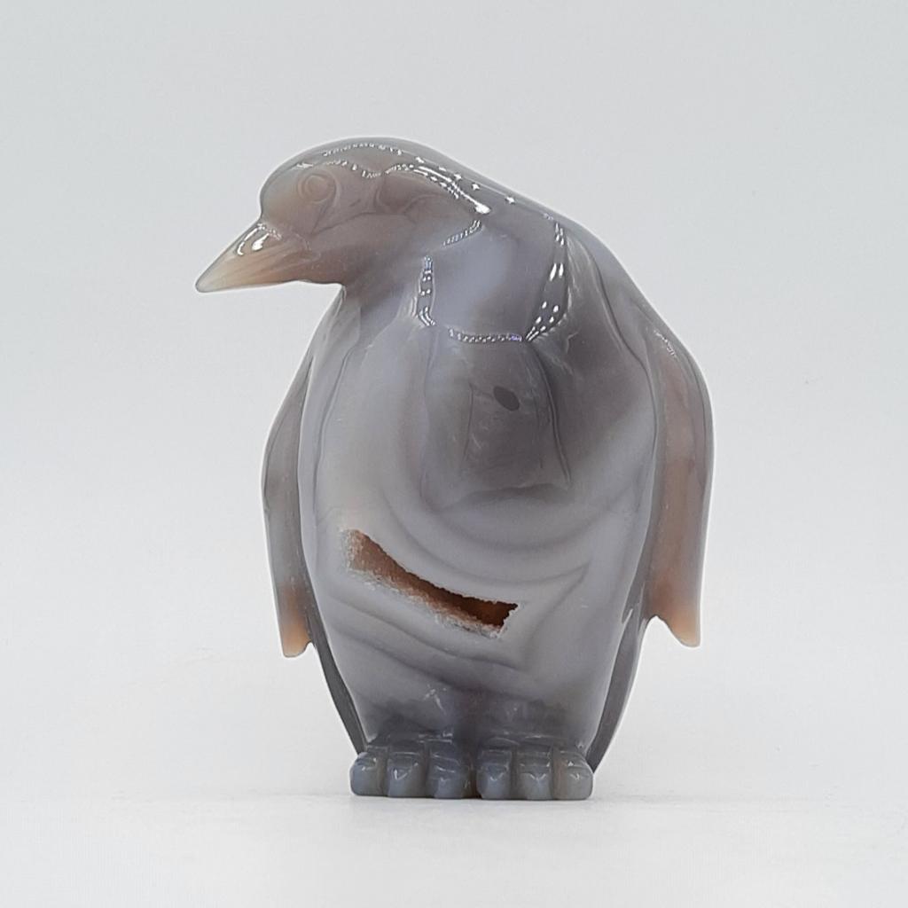 "Пингвин", агат с друзой